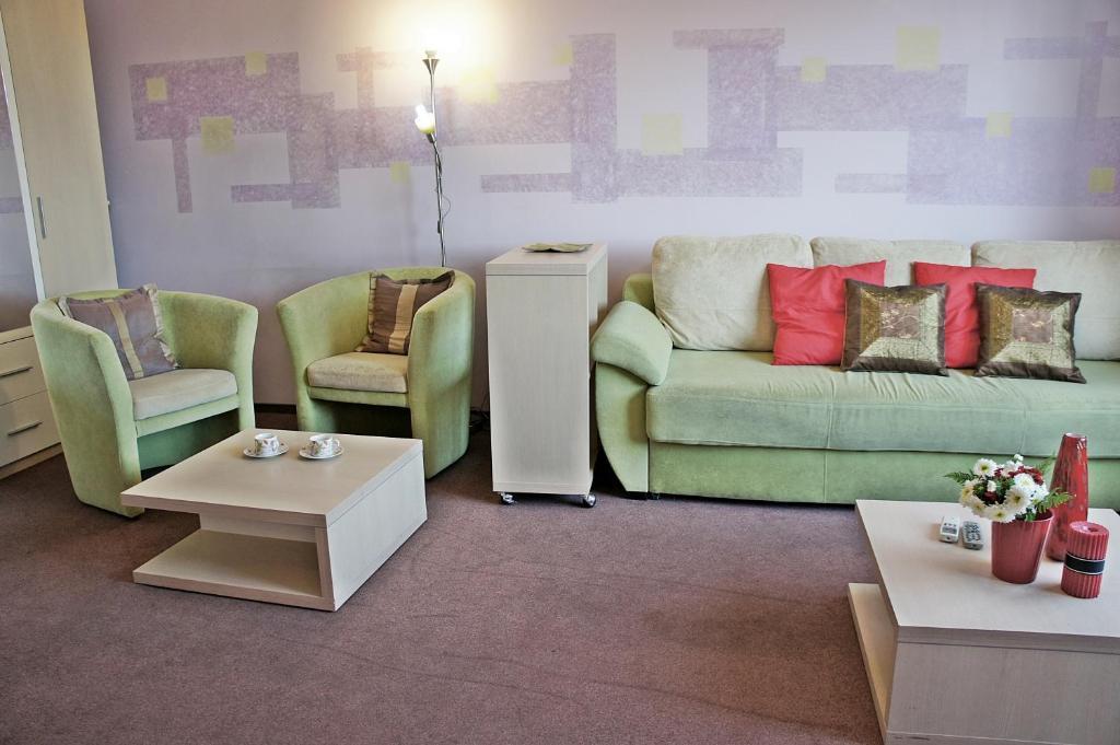 Agentia H Accommodation บูคาเรสต์ ภายนอก รูปภาพ